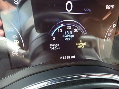 Used 2021 Jeep Grand Cherokee Laredo RWD image 18