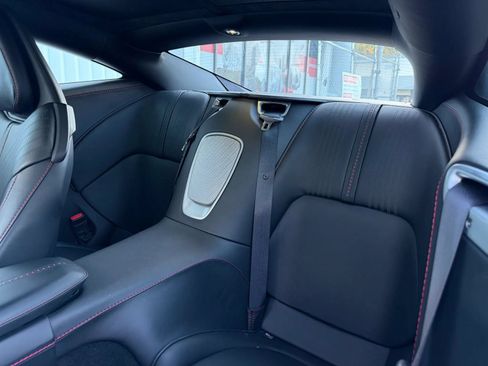 Used 2018 Aston Martin DB11 V12 RWD image 18