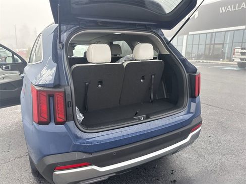 New 2026 Kia Sorento S image 48