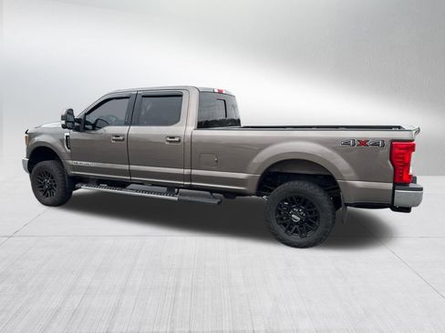 Used 2019 Ford F350 Lariat w/ Lariat Value Package image 7