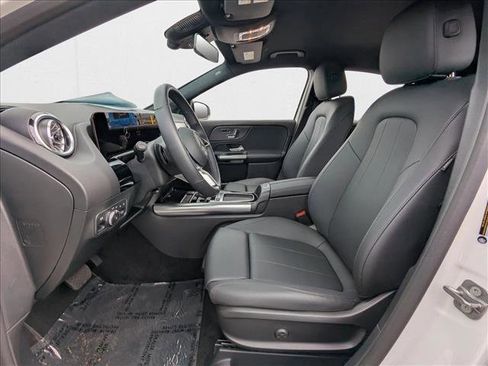 Certified 2025 Mercedes-Benz GLA 250 image 16