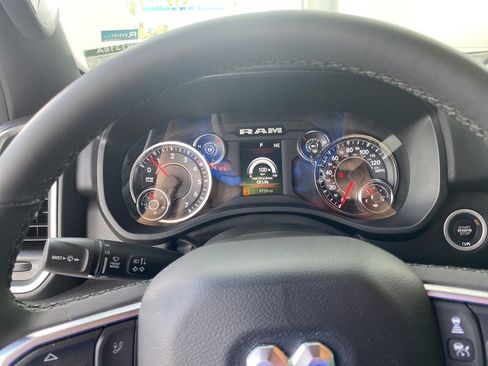 Used 2025 RAM 1500 Big Horn image 12