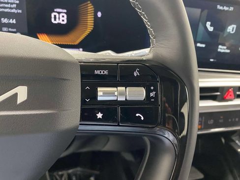 New 2026 Kia Sorento S AWD/4WD image 21