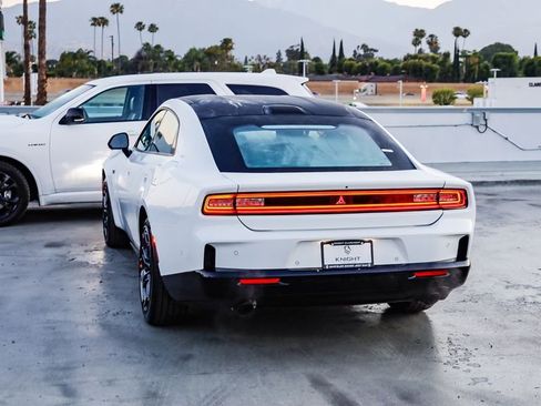 New 2026 Dodge Charger R/T AWD/4WD image 7