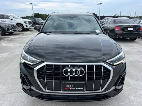 Used 2021 Audi Q3 2.0T Premium Plus w/ Premium Plus Package AWD/4WD image 2