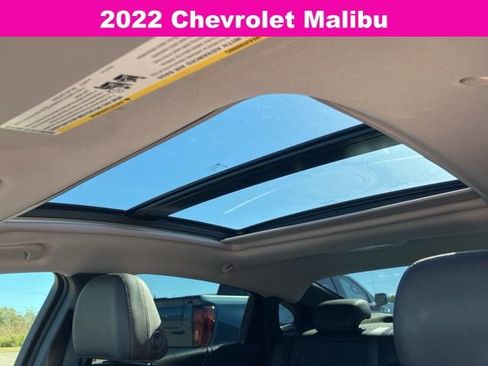 Used 2022 Chevrolet Malibu LT w/ Leather Package image 23