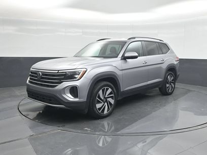 Used 2025 Volkswagen Atlas SE