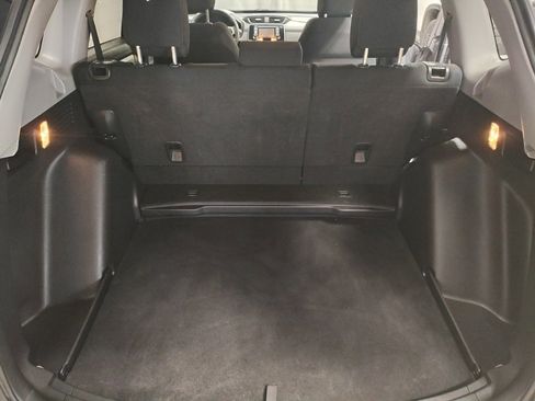 Used 2019 Honda CR-V LX image 15