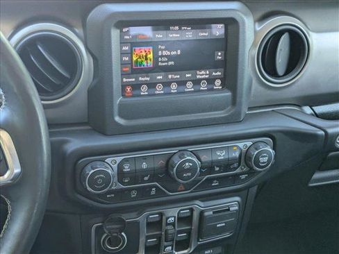 Used 2020 Jeep Gladiator Sport w/ Quick Order Package 24S AWD/4WD image 14