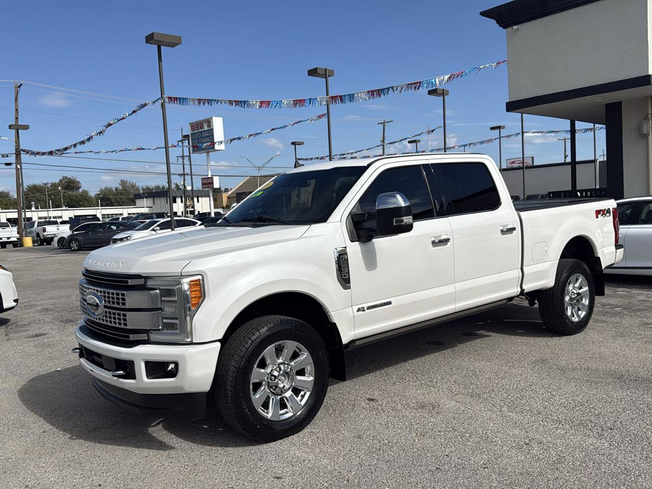 Used 2019 Ford F250 Platinum w/ Platinum Ultimate Package AWD/4WD image 2
