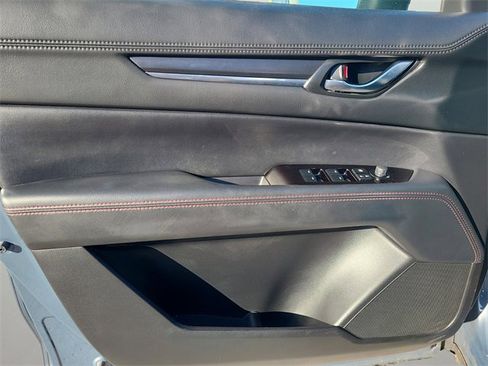 Used 2023 MAZDA CX-5 Carbon Edition image 19