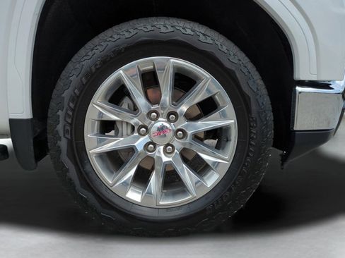 Used 2024 GMC Sierra 1500 SLT w/ SLT Premium Plus Package image 10