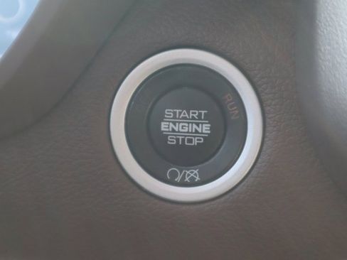 Used 2019 RAM 2500 Laramie image 10