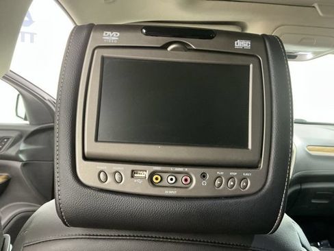 Used 2017 GMC Acadia Denali w/ Technology Package AWD/4WD image 35