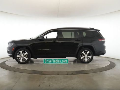 Used 2022 Jeep Grand Cherokee L Limited image 9