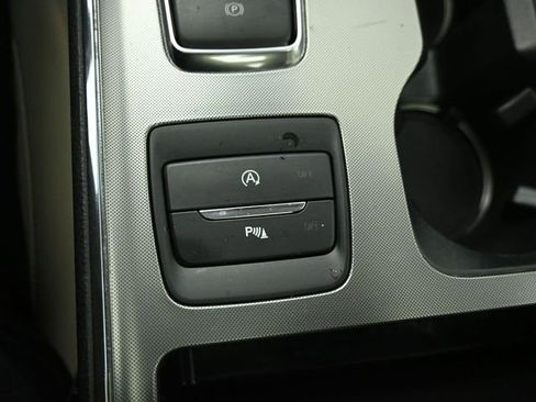 Certified 2022 Ford Edge Titanium w/ Class II Trailer Tow Package image 14