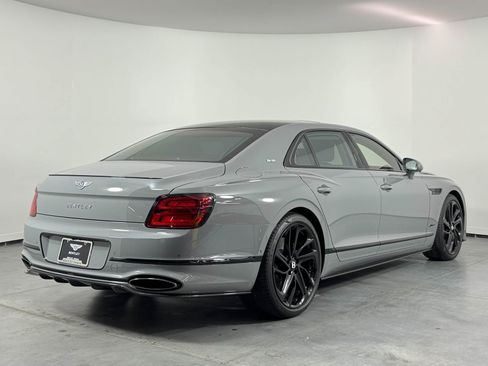 New 2025 Bentley Flying Spur Plug-In Hybrid AWD/4WD image 9