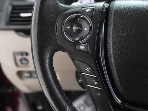 Used 2016 Honda Pilot Elite image 8