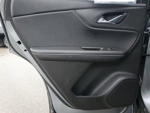 Used 2025 Chevrolet Blazer LT FWD image 14