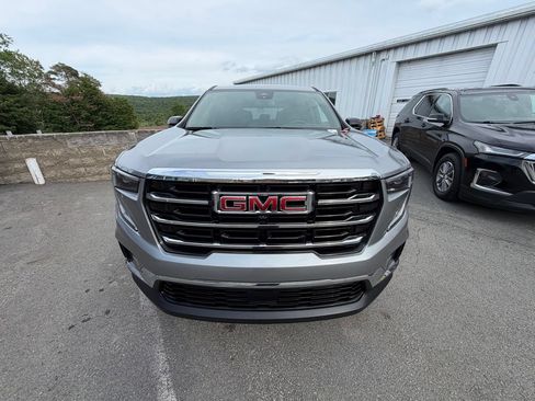 Used 2025 GMC Acadia Elevation AWD/4WD image 8