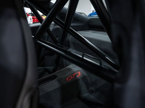 Used 2016 Porsche 911 GT3 w/ Sound Package Plus image 21