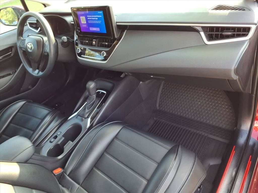 Used 2026 Toyota Corolla LE w/ LE Premium Package FWD image 18