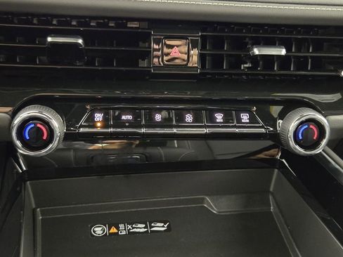 New 2026 Chevrolet Tahoe Premier w/ Sun And Tow Package RWD image 19