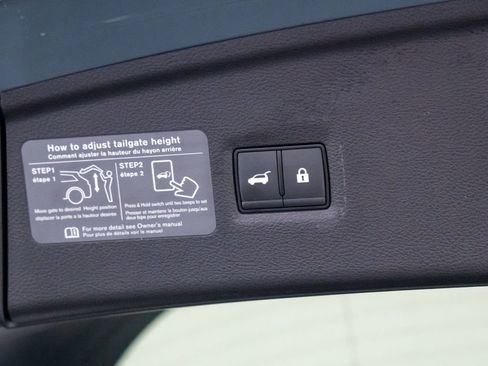 Used 2025 INFINITI QX55 Luxe w/ Cargo Package image 32