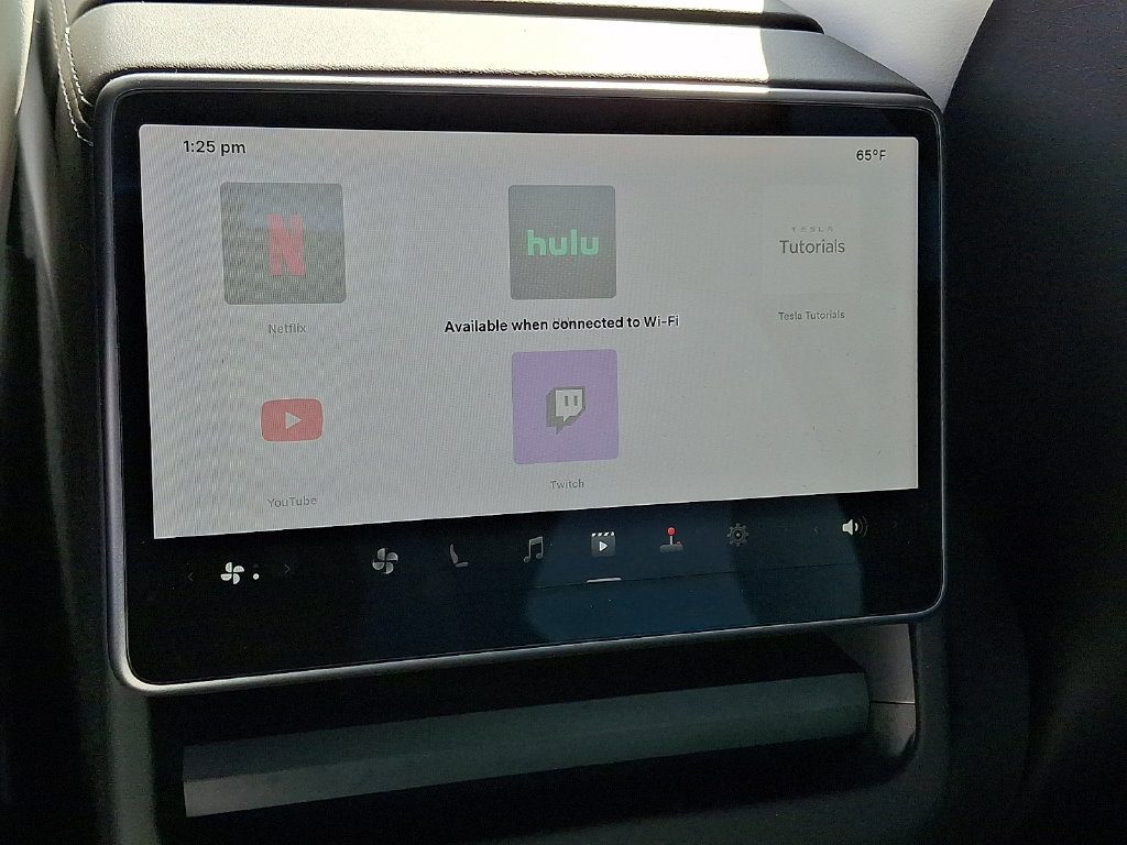 Used 2026 Tesla Model 3 Performance AWD/4WD image 15