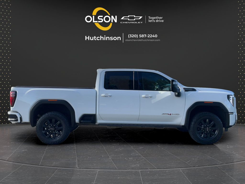Used 2024 GMC Sierra 3500 AT4 w/ AT4 Premium Plus Package AWD/4WD image 12