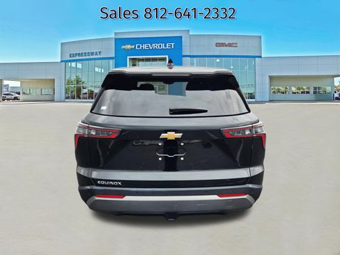 Used 2025 Chevrolet Equinox LT image 6