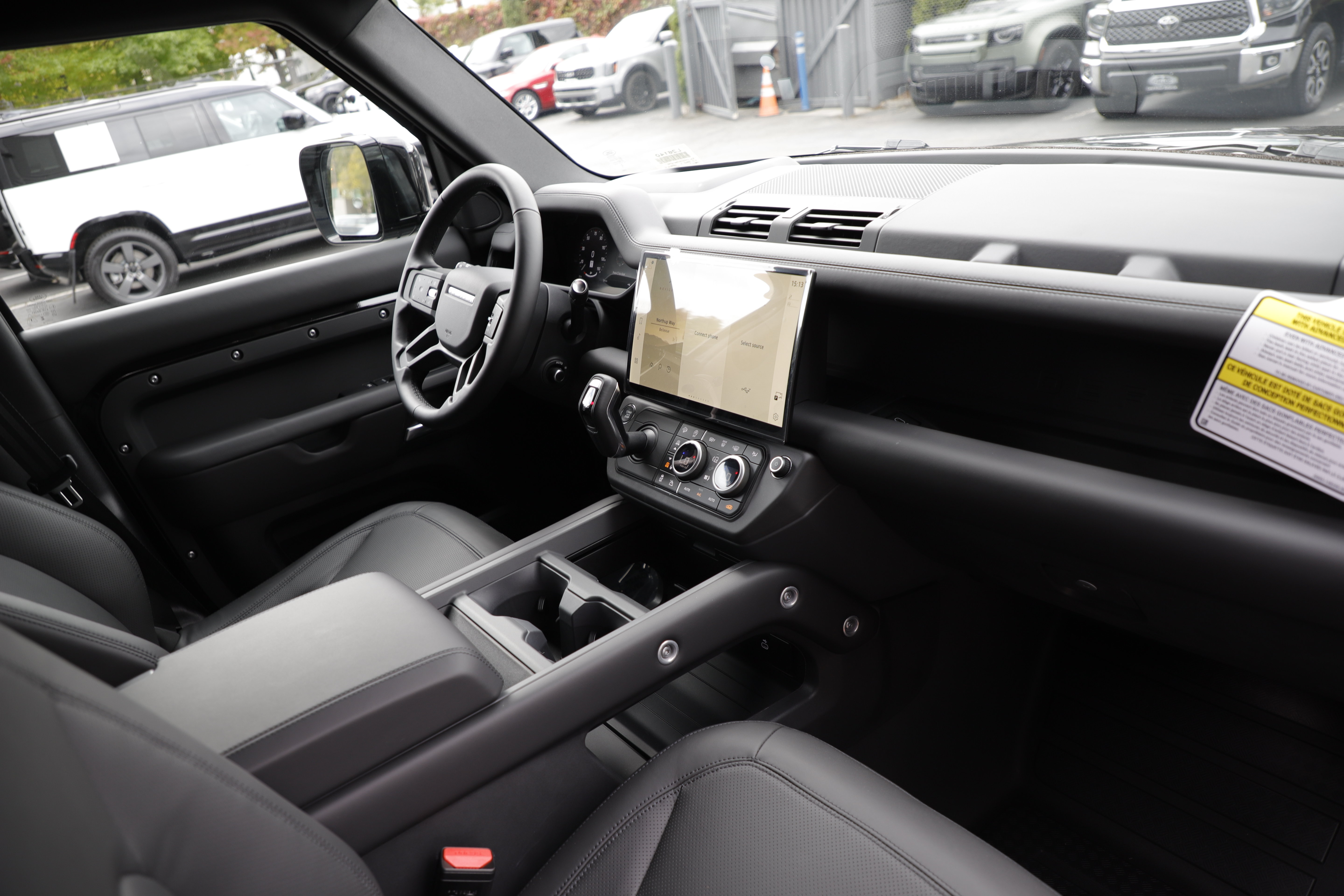 New 2026 Land Rover Defender 110 X-Dynamic SE AWD/4WD image 9