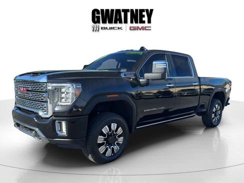 Used 2023 GMC Sierra 2500 Denali w/ Denali Black Diamond Edition image 3