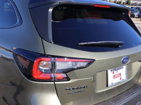 Certified 2025 Subaru Outback Onyx Edition w/ Popular Package #2 image 13