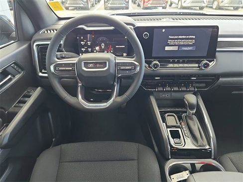 New 2026 GMC Canyon Elevation image 13