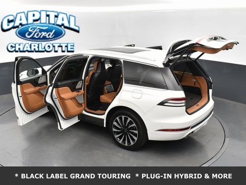 Used 2023 Lincoln Aviator Black Label Grand Touring w/ Class IV Trailer Tow Package image 39