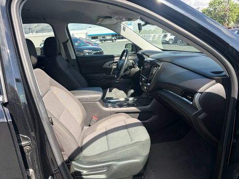Used 2020 Chevrolet Traverse LT AWD/4WD image 12