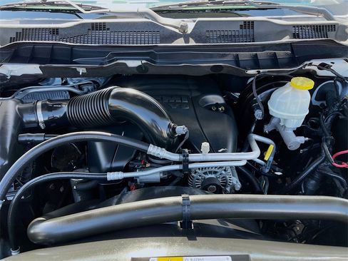 Used 2018 RAM 1500 Rebel w/ Luxury Group image 31