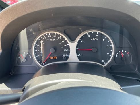Used 2005 Chevrolet Equinox LS w/ Preferred Equipment Group FWD image 10