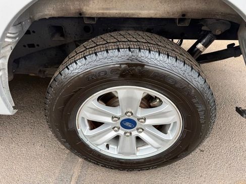 Used 2019 Ford F150 XLT RWD image 11