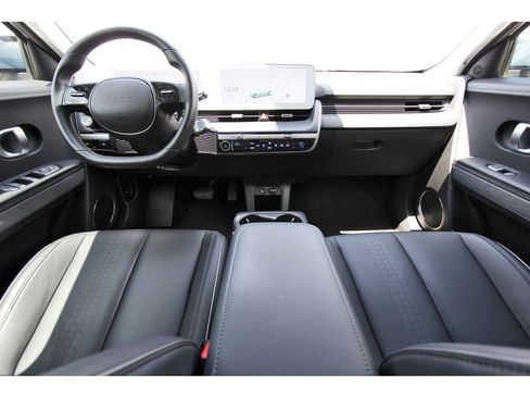 Used 2023 Hyundai Ioniq 5 SEL image 10