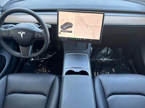 Used 2023 Tesla Model Y Long Range AWD/4WD image 25
