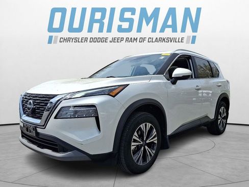 Used 2023 Nissan Rogue SV w/ SV Premium Package image 3