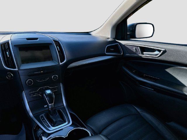 Used 2017 Ford Edge SEL w/ Equipment Group 201A AWD/4WD image 24