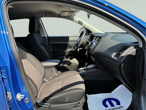 Used 2019 Mitsubishi Outlander Sport ES AWD/4WD image 13