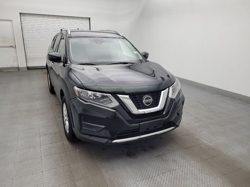 Used 2019 Nissan Rogue SV image 14