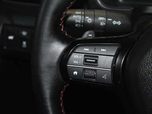 Used 2025 Honda Pilot TrailSport image 21