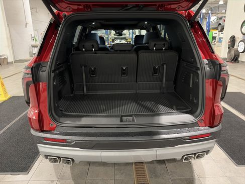 New 2026 Chevrolet Traverse LT w/ Sun and Wheel Package image 5