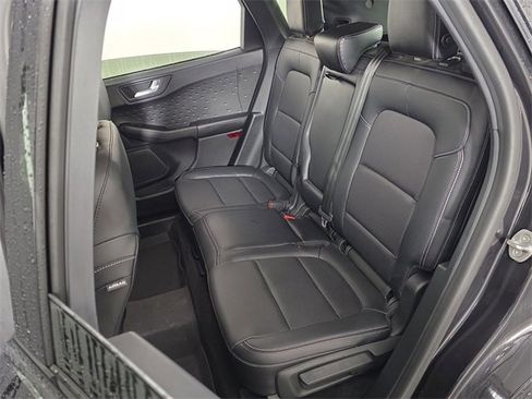 Used 2020 Ford Escape SEL image 19