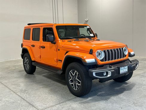 New 2025 Jeep Wrangler Sahara image 4